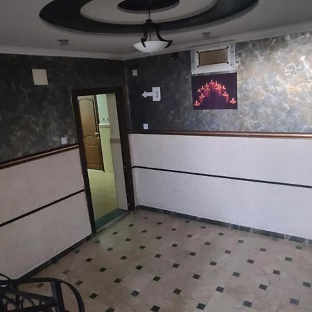 Jijel Koutama Esterno foto